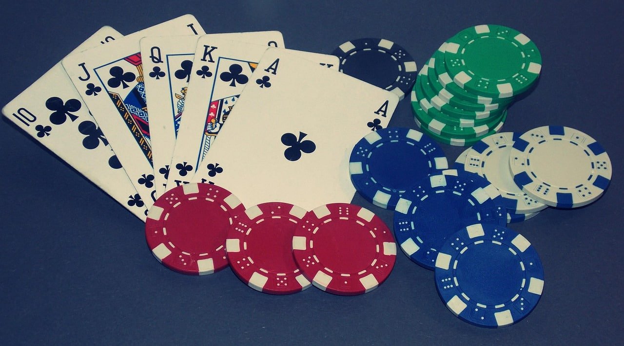 Live Blackjack - 21 ကို မဖြတ်သာအောင် real dealer နှင့် u35 app တွင် ကစားရန်